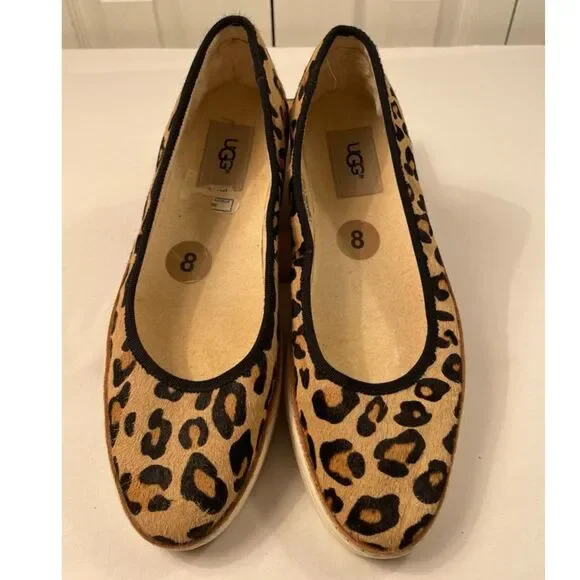Women's UGG Leopard Slip-On Calf Hair Comfort Loafer Flats Size 8 - Picture 2 of 9
